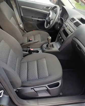 Skoda Octavia cena 17900 przebieg: 271310, rok produkcji 2010 z Sieradz małe 79